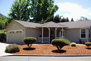 1721 SE Brookhurst Way, Grants Pass, OR 97527 - Photo 27
