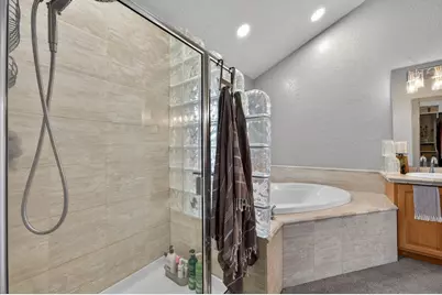 20786 Mira Circle, Bend, OR 97703 - Photo 13