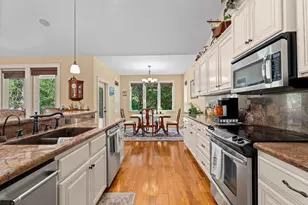 1260 Pinecrest Dr, Grants Pass, OR 97526 - Photo 15