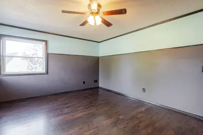 940 NE Purcell Boulevard, Bend, OR 97701 - Photo 35