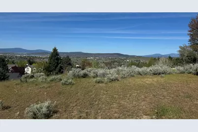 5821 Havencrest Drive, Klamath Falls, OR 97603 - Photo 1