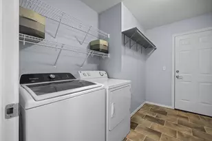 17271 Downey Rd, Bend, OR 97707 - Photo 21