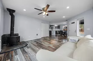 17271 Downey Rd, Bend, OR 97707 - Photo 7