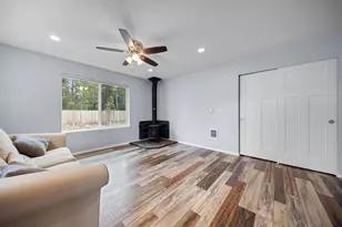 17271 Downey Rd, Bend, OR 97707 - Photo 9