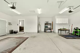 988 Pumpkin Rdg, Eagle Point, OR 97524 - Photo 41