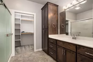 650 Golden Peak Dr, Central Point, OR 97502 - Photo 11
