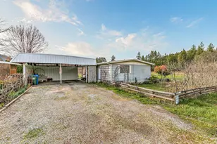 6901 Old Stage Rd, Central Point, OR 97502 - Photo 1