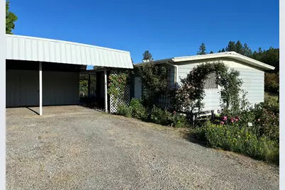 6901 Old Stage Road #UNIT 24, Central Point, OR 97502 - Photo 1
