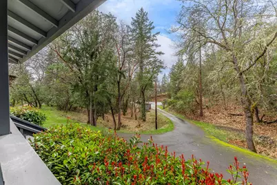 207 Crossbow Lane, Grants Pass, OR 97526 - Photo 33