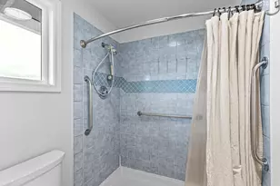 2854 Yvonne Rd, Medford, OR 97504 - Photo 21