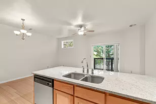 110 McCully Ln, Jacksonville, OR 97530 - Photo 9