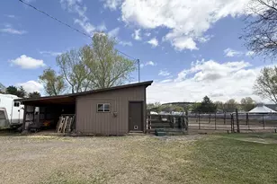 972 S Main St, Prineville, OR 97754 - Photo 5