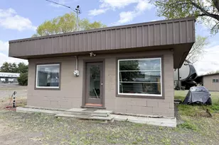 972 S Main St, Prineville, OR 97754 - Photo 9