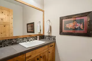 18667 Coffee Ct, Bend, OR 97702 - Photo 9