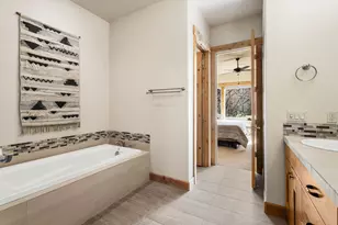 18667 Coffee Ct, Bend, OR 97702 - Photo 27