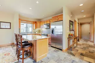 57985 Silver Fir Circle, Sunriver, OR 97707 - Photo 5