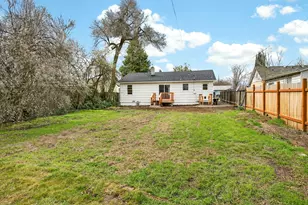 820 Broad St, Medford, OR 97501 - Photo 29