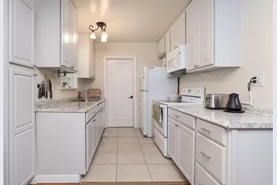 1211 Dakota Avenue, Medford, OR 97501 - Photo 5