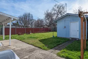 1211 Dakota Ave, Medford, OR 97501 - Photo 15