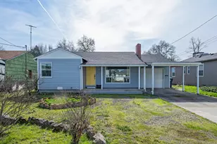 1211 Dakota Ave, Medford, OR 97501 - Photo 1
