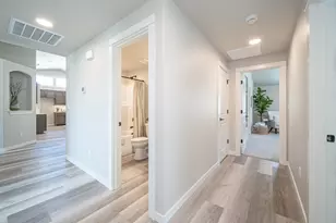 2452 Yamsay Dr, Medford, OR 97504 - Photo 15