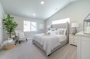 2452 Yamsay Dr, Medford, OR 97504 - Photo 21