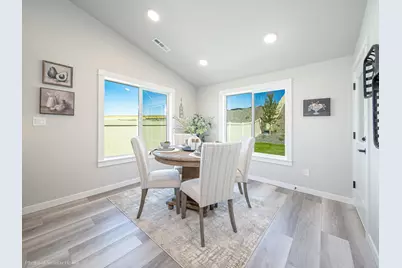 2452 Yamsay Drive #76, Medford, OR 97504 - Photo 7