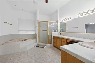 1501 Satellite Dr, Medford, OR 97504 - Photo 13