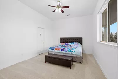 1501 Satellite Drive, Medford, OR 97504 - Photo 39