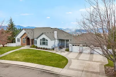 1501 Satellite Drive, Medford, OR 97504 - Photo 3