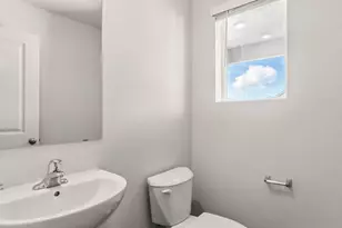 231 Darlington St, Medford, OR 97501 - Photo 3