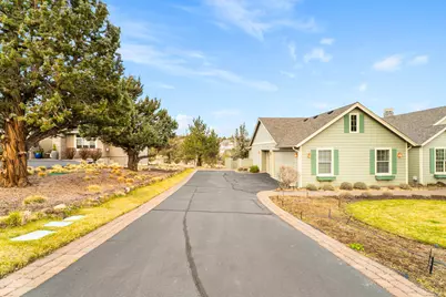 447 Highland Meadow Loop, Redmond, OR 97756 - Photo 3