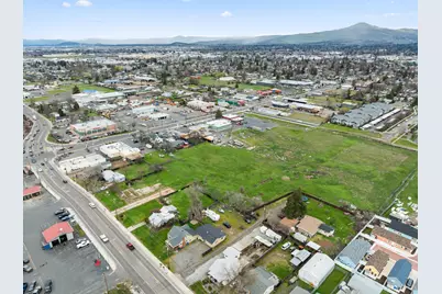 59 Lozier Lane, Medford, OR 97501 - Photo 15