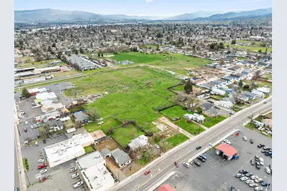 59 Lozier Lane, Medford, OR 97501 - Photo 13
