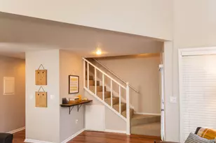 2153 NW Hill St, Bend, OR 97703 - Photo 3