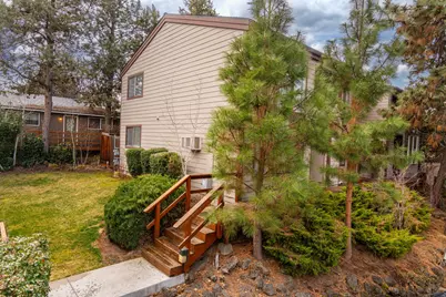 2153 NW Hill Street #4, Bend, OR 97703 - Photo 13