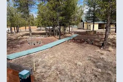 11940 Cedarwood Drive, La Pine, OR 97739 - Photo 17