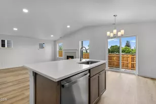 21541 NE Gather Pl, Bend, OR 97701 - Photo 5