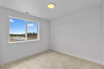 21541 NE Gather Place, Bend, OR 97701 - Photo 9
