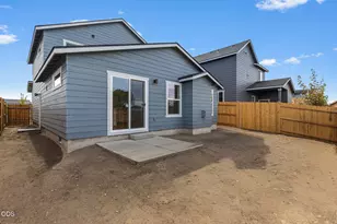 21541 NE Gather Pl, Bend, OR 97701 - Photo 15