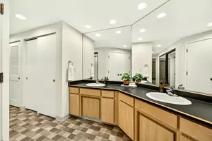 68 E Main St, Ashland, OR 97520 - Photo 31