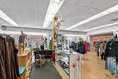 275 E Main Street, Ashland, OR 97520 - Photo 9