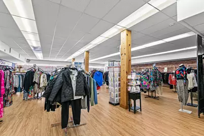 275 E Main Street, Ashland, OR 97520 - Photo 17