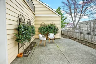 557 N Mountain Ave, Ashland, OR 97520 - Photo 13