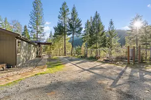 120 Siskiyou Dr, Grants Pass, OR 97526 - Photo 35