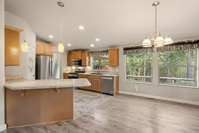 120 Siskiyou Drive, Grants Pass, OR 97526 - Photo 9