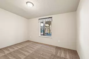 120 Siskiyou Dr, Grants Pass, OR 97526 - Photo 17