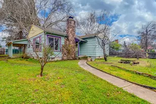 915 Kenyon St, Medford, OR 97501 - Photo 1