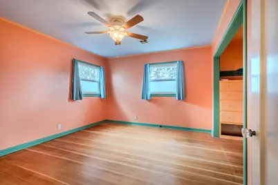 915 Kenyon Street, Medford, OR 97501 - Photo 9