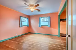 915 Kenyon St, Medford, OR 97501 - Photo 9